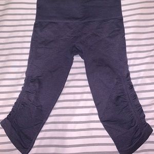 Lululemon Blue Cropped Leggings